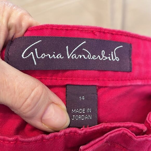 Gloria Vanderbilt Sadie size 14P slim dark pink cropped jeans cuffed or not EUC - Picture 10 of 13